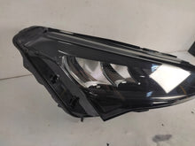 Laden Sie das Bild in den Galerie-Viewer, Frontscheinwerfer Skoda Enyaq 5LB941016 Rechts Scheinwerfer Headlight SCH3736549521tv