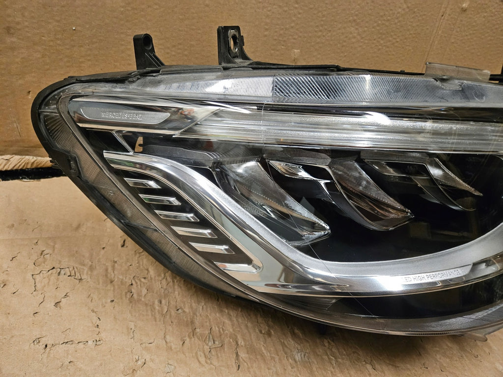 Frontscheinwerfer Mercedes-Benz Sprinter A9109067200 LED Rechts Headlight SCH4681186608oy