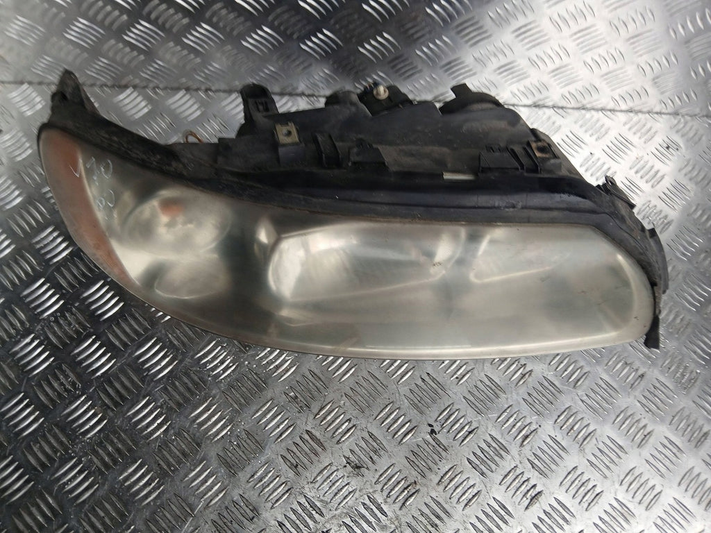 Frontscheinwerfer Volvo V70 II 30698836 Rechts Scheinwerfer Headlight