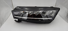 Laden Sie das Bild in den Galerie-Viewer, Frontscheinwerfer Skoda Octavia I 5E4941015 LED Links Scheinwerfer Headlight SCH2890684479qu