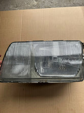 Load image into Gallery viewer, Frontscheinwerfer Mercedes-Benz W126 A1268205361 Links Scheinwerfer Headlight