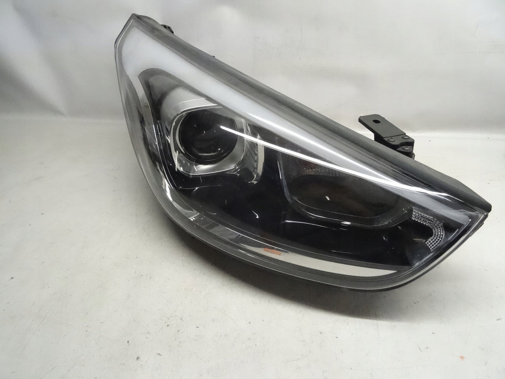 Frontscheinwerfer Hyundai I30 92102-28 Rechts Scheinwerfer Headlight