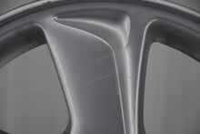 Load image into Gallery viewer, 1x Alufelge 16 Zoll 6.5" 5x114.3 45ET Glanz Silber 52910-2Y100 Hyundai I FEL9448144634lo