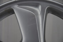 Laden Sie das Bild in den Galerie-Viewer, 1x Alufelge 16 Zoll 6.5" 5x114.3 45ET Glanz Silber 52910-2Y100 Hyundai I FEL9448144634lo