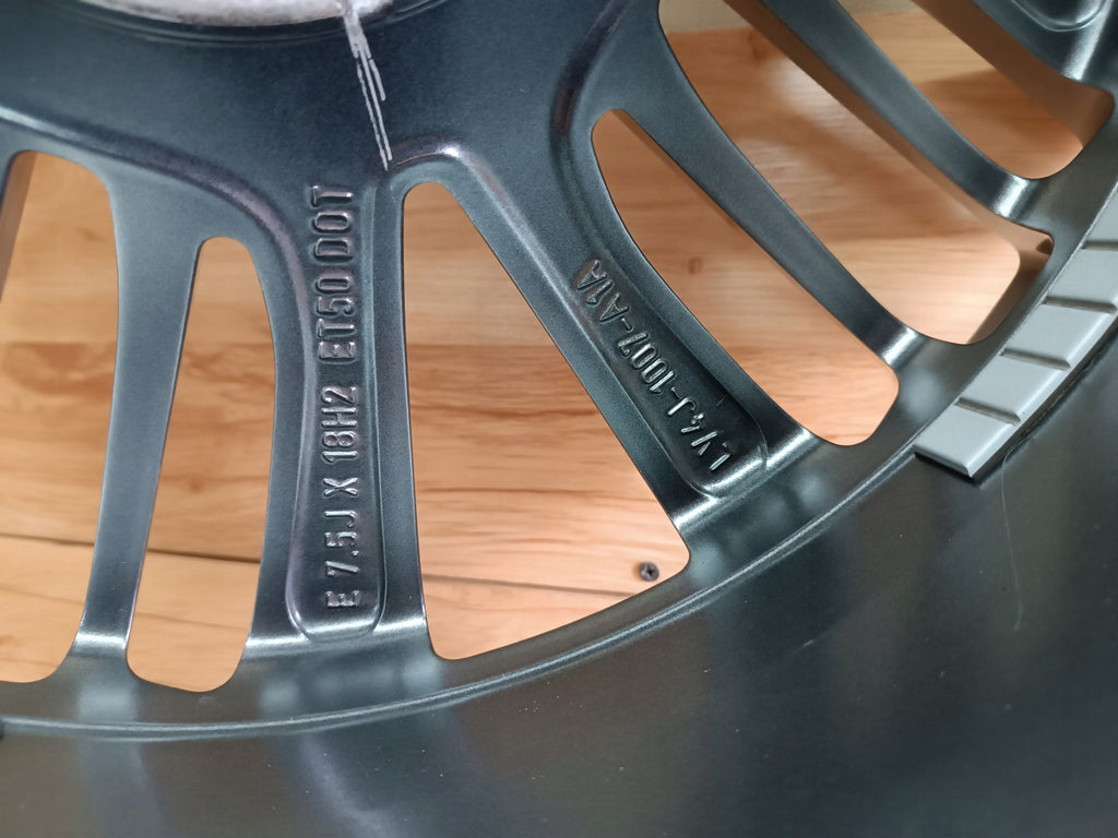 1x Alufelge 18 Zoll 7.5" 5x108 50ET LV4J-1007-A1A Ford Kuga Rim Wheel