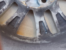 Load image into Gallery viewer, 1x Alufelge 16 Zoll 6.5" 5x114.3 46ET Glanz Silber 4250F836 Mitsubishi Asx FEL2969240088nq