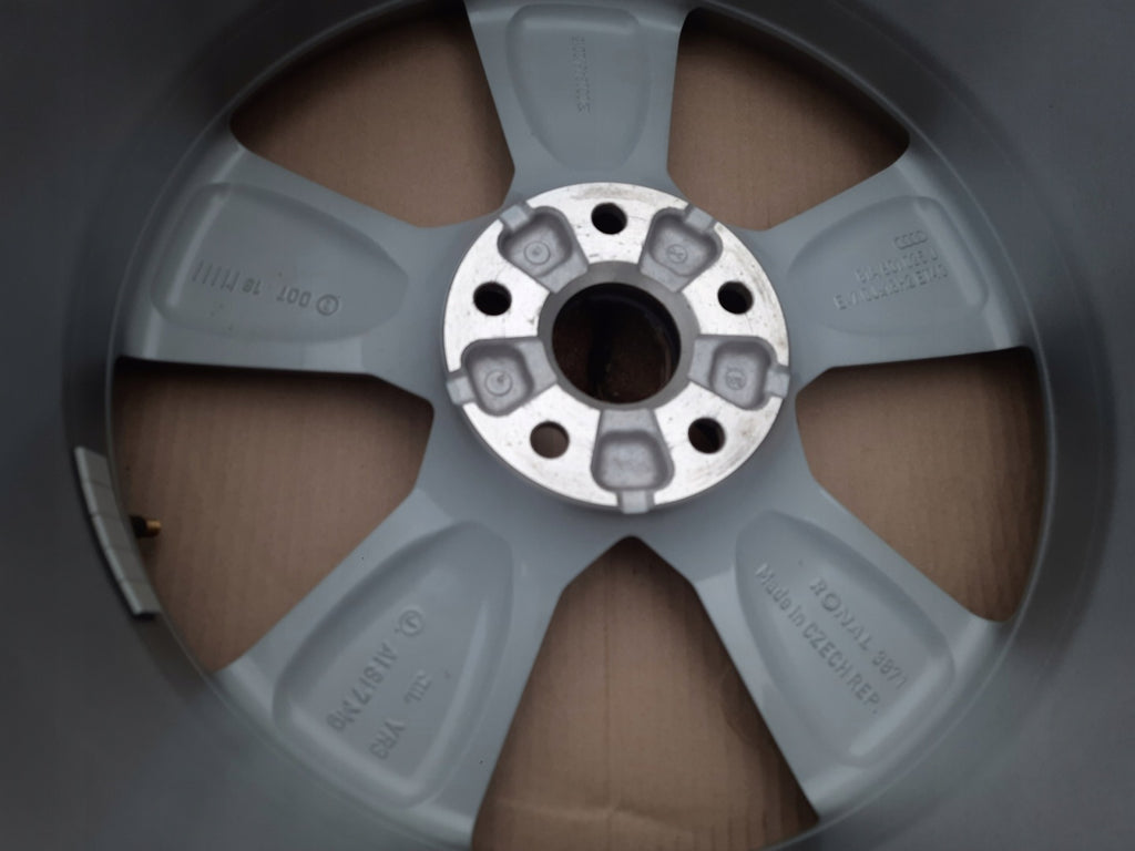 1x Alufelge 18 Zoll 7.0" 5x112 40ET 81A601025J Audi Q2 Rim Wheel FEL5871534172uy