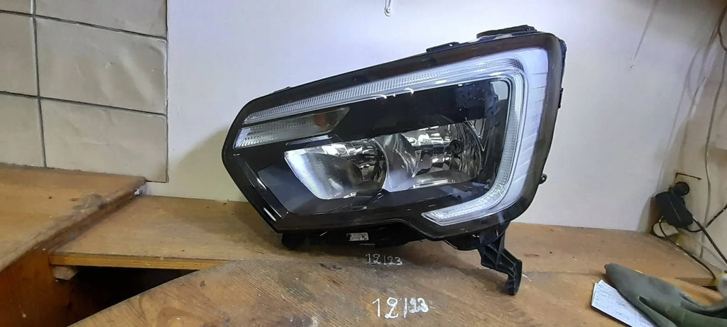 Frontscheinwerfer Renault Master III 260607867R Links Scheinwerfer Headlight