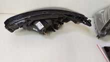 Laden Sie das Bild in den Galerie-Viewer, Frontscheinwerfer Renault Clio I V 260102407R LED Rechts Scheinwerfer Headlight SCH2767576585il