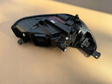 Laden Sie das Bild in den Galerie-Viewer, Frontscheinwerfer Ford Focus NX7B-13E015-CD Full LED Links Headlight SCH9327425856fv