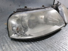 Load image into Gallery viewer, Frontscheinwerfer Seat Alhambra 7M3941016AD 7M3941015AD Rechts oder Links