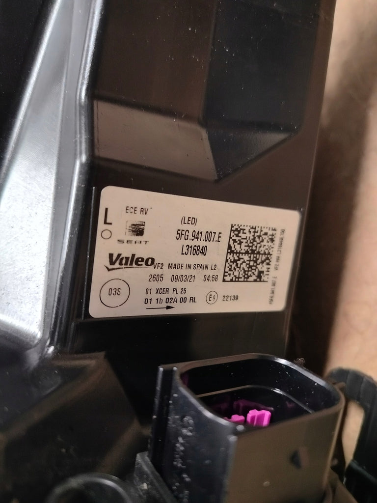 Frontscheinwerfer Cupra Formentor 5FG941007E Full LED Links Headlight SCH1008629542pz