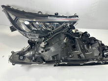 Laden Sie das Bild in den Galerie-Viewer, Frontscheinwerfer Toyota V Full LED Ein Satz Scheinwerfer Headlight SCH9134371172wz
