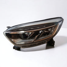 Laden Sie das Bild in den Galerie-Viewer, Frontscheinwerfer Renault Captur 260606152R LED Links Scheinwerfer Headlight