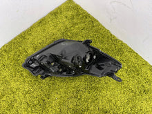 Load image into Gallery viewer, Frontscheinwerfer Toyota Yaris LED Ein Stück (Rechts oder Links) Headlight SCH5175172269iw