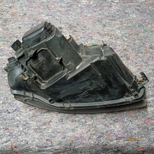 Laden Sie das Bild in den Galerie-Viewer, Frontscheinwerfer Audi A3 8P0941003A 0301206201 FALSE Scheinwerfer Headlight SCH2501804597rr