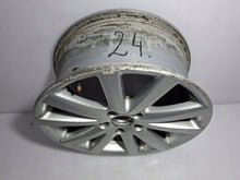Laden Sie das Bild in den Galerie-Viewer, 1x Alufelge 17 Zoll 5x112 3C0601025J VW Passat Tiguan Sharan Rim Wheel FEL4815106038mw