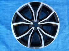 Load image into Gallery viewer, 1x Alufelge 18 Zoll 7.0" 5x100 39ET 2GM601025F VW T Cross T-Cross Rim Wheel FEL9243609720bu