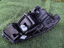 Laden Sie das Bild in den Galerie-Viewer, Frontscheinwerfer Mercedes-Benz Cla A1179065100 Bi-Xenon Links Headlight SCH3460211503dc