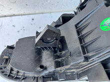Laden Sie das Bild in den Galerie-Viewer, Frontscheinwerfer Volvo 80000401 Links Scheinwerfer Headlight SCH7074630375bh