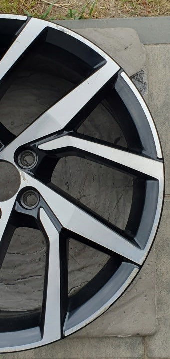 1x Alufelge 18 Zoll 7.5" 5x108 45ET Glanz Schwarz 32209776 Volvo V60 I S60 S40 FEL2387576587af
