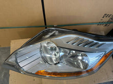 Laden Sie das Bild in den Galerie-Viewer, Frontscheinwerfer Ford Kuga 8V4113W030AF Links Scheinwerfer Headlight SCH5910971913mh
