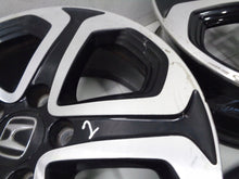 Load image into Gallery viewer, 1x Alufelge 17 Zoll 7.0&quot; 5x114.3 55ET T7A17070B Honda Hr-V Hrv Rim Wheel