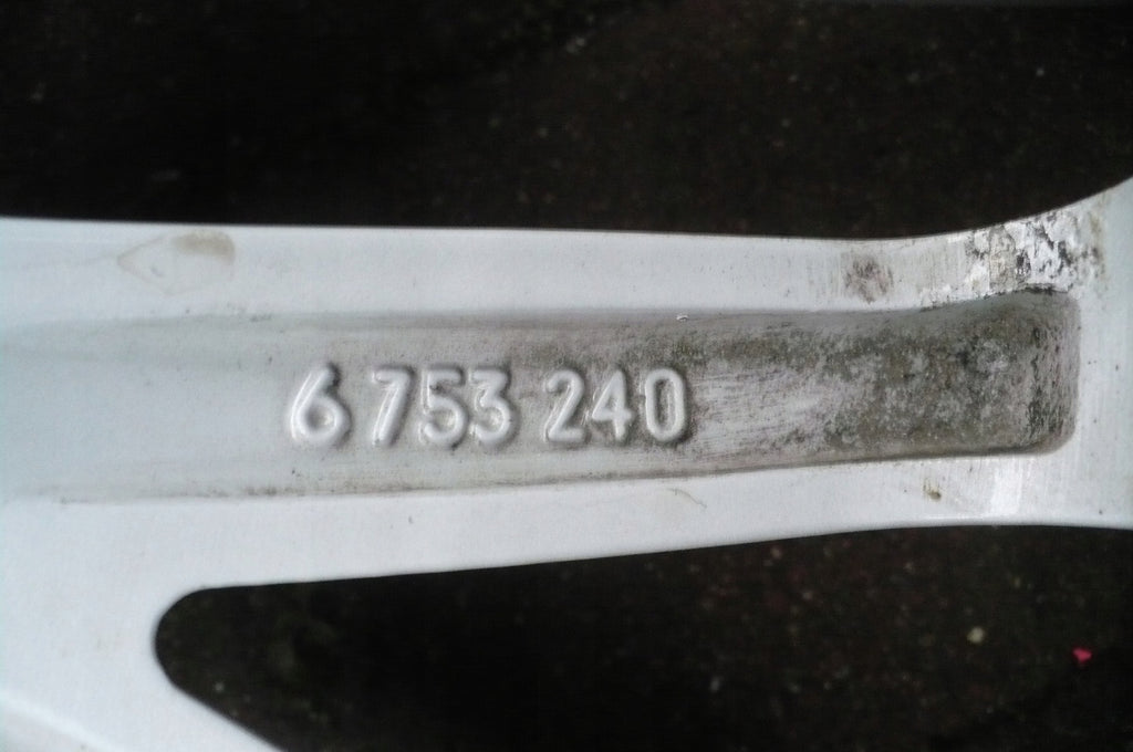 1x Alufelge 18 Zoll 8.0" 5x120 24ET 6753240 BMW Rim Wheel
