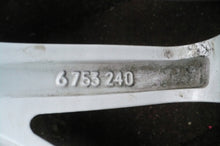 Laden Sie das Bild in den Galerie-Viewer, 1x Alufelge 18 Zoll 8.0&quot; 5x120 24ET 6753240 BMW Rim Wheel