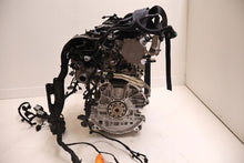 Load image into Gallery viewer, Motor Volvo V60 II B4204T46 2.0 253PS 186kW 52TKm Benzin Engine Komplett MOT4701813889gr