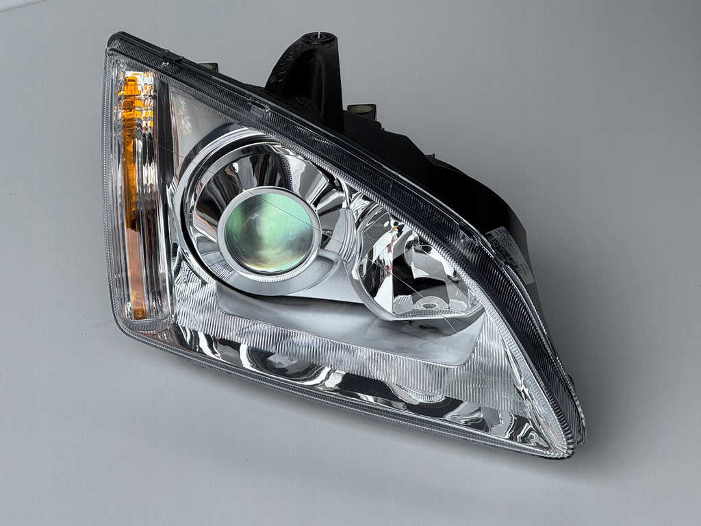 Frontscheinwerfer Ford Focus 4M51-13099-ED Xenon Rechts Scheinwerfer Headlight SCH7673370382xr