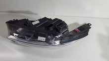 Laden Sie das Bild in den Galerie-Viewer, Frontscheinwerfer Kia I 92102J7300 Rechts Scheinwerfer Headlight SCH1285188678xy