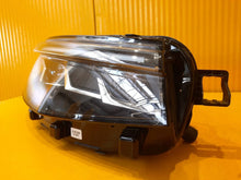 Laden Sie das Bild in den Galerie-Viewer, Frontscheinwerfer VW Passat 3J1941006 LED Rechts Scheinwerfer Headlight