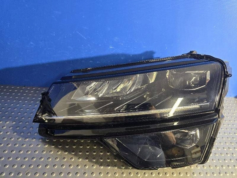 Frontscheinwerfer Skoda Karoq 57B941015F LED Ein Stück (Rechts oder Links) SCH4741387863yk