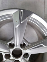 Load image into Gallery viewer, 1x Alufelge 18 Zoll 8.0&quot; 5x112 39ET Glanz Silber 4K0601025 Audi A6 Rim Wheel