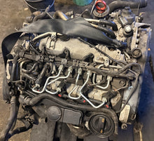 Load image into Gallery viewer, Motor Audi VW A5 A4 I CAG 2.0 TDI 228TKm Diesel Engine Komplett MOT1026903044ar