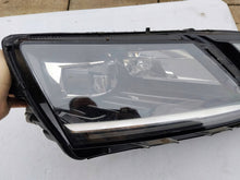 Load image into Gallery viewer, Frontscheinwerfer Skoda Octavia III 5E1941016D Rechts Scheinwerfer Headlight SCH9992221912vh