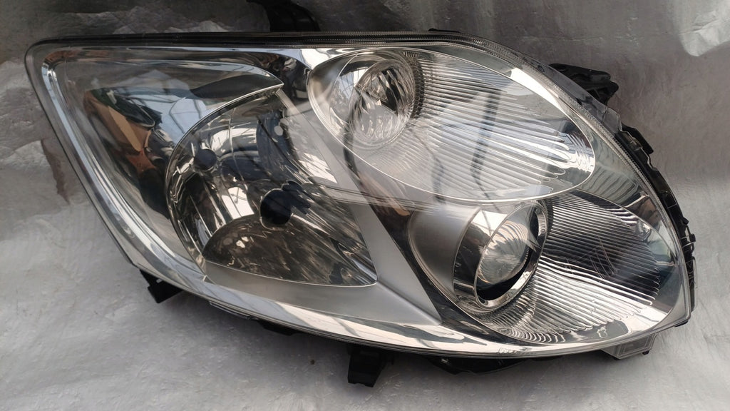 Frontscheinwerfer Toyota Auris 81110-02470 Ein Stück (Rechts oder Links) SCH4579341735yi