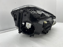 Laden Sie das Bild in den Galerie-Viewer, Frontscheinwerfer Mercedes-Benz W176 A1768201161 Xenon Links Headlight SCH9797709941tv