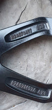 Laden Sie das Bild in den Galerie-Viewer, 1x Alufelge 17 Zoll 7.5" 5x100 46ET Glanz Schwarz 82A071497 Audi A1 Rim Wheel FEL3656369955ky