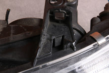 Load image into Gallery viewer, Frontscheinwerfer BMW Z3 E36 2493725 Ein Stück (Rechts oder Links) Headlight SCH6176554281ag