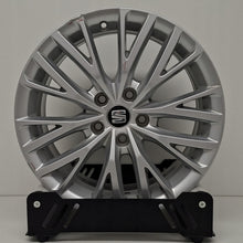 Load image into Gallery viewer, 1x Alufelge 17 Zoll 7.5" 5x112 46ET Glanz Silber 5FA601025B Seat Leon Rim Wheel FEL3889020394nt