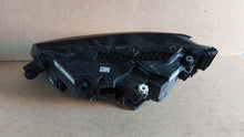 Load image into Gallery viewer, Frontscheinwerfer Skoda Superb III 3V1941016D Rechts Scheinwerfer Headlight SCH6713522477su