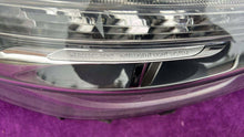 Laden Sie das Bild in den Galerie-Viewer, Frontscheinwerfer Mercedes-Benz W176 8W6941034F LED Rechts Headlight SCH6221466861hz