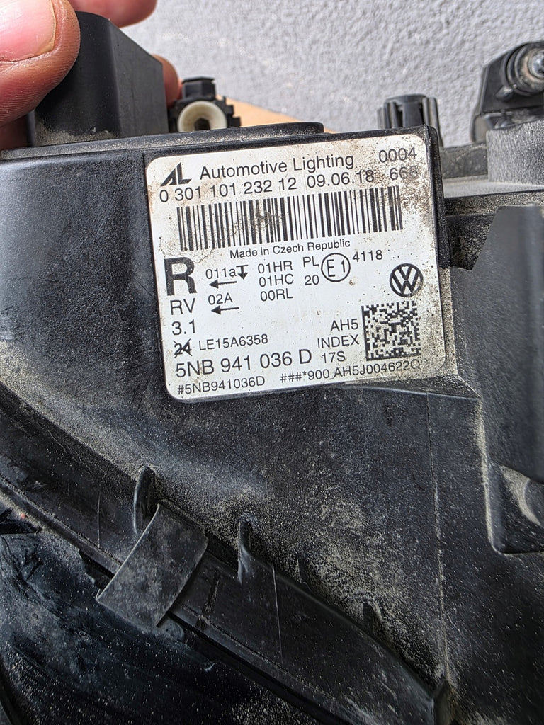 Frontscheinwerfer VW Tiguan 5NB941036D Full LED Rechts Scheinwerfer Headlight