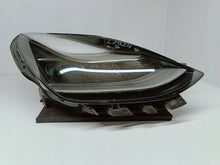 Laden Sie das Bild in den Galerie-Viewer, Frontscheinwerfer Mercedes-Benz Model 3 151495300D Rechts Scheinwerfer Headlight SCH6898389926ds