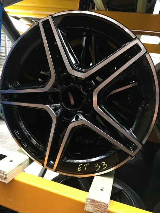 1x Alufelge 18 Zoll 7.5" 5x112 33ET Glanz Schwarz A1774013800 Mercedes-Benz Amg FEL3958294214wp