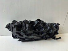 Laden Sie das Bild in den Galerie-Viewer, Frontscheinwerfer Skoda Octavia IV 5E4941015 Full LED Links Headlight SCH8681332112dy