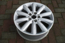 Laden Sie das Bild in den Galerie-Viewer, 1x Alufelge 17 Zoll 7.0&quot; 5x112 54ET Glanz Silber Mini F57 F56 F55 Rim Wheel
