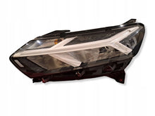 Laden Sie das Bild in den Galerie-Viewer, Frontscheinwerfer Dacia Sandero III 260602561R Links Scheinwerfer Headlight SCH8071065638sl